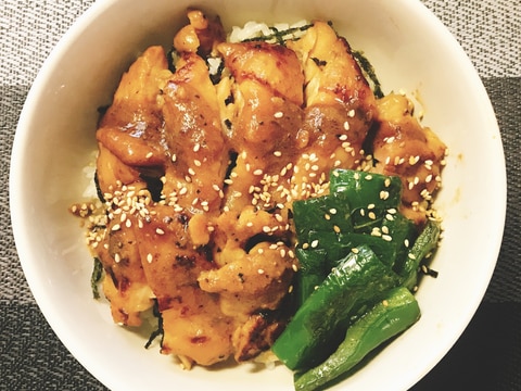 漬けて焼くだけ！鶏の味噌漬け丼